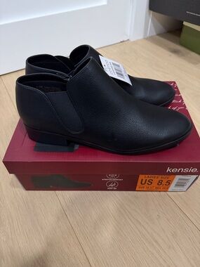 Kensie Women’s Ankle Boots NWT Black, Size 8.5
